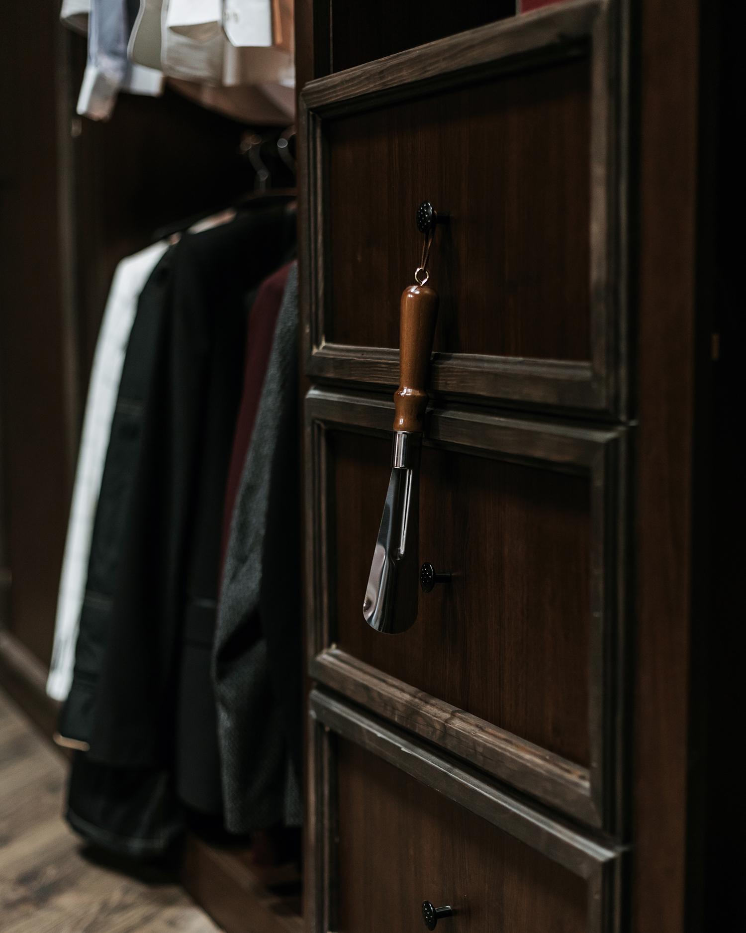 Набор ложек для обуви с деревянной ручкой 31/40 см 2 шт. (84330) - фото 20 Набор ложек для обуви с деревянной ручкой 31/40 см 2 шт. (84330) - фото 20