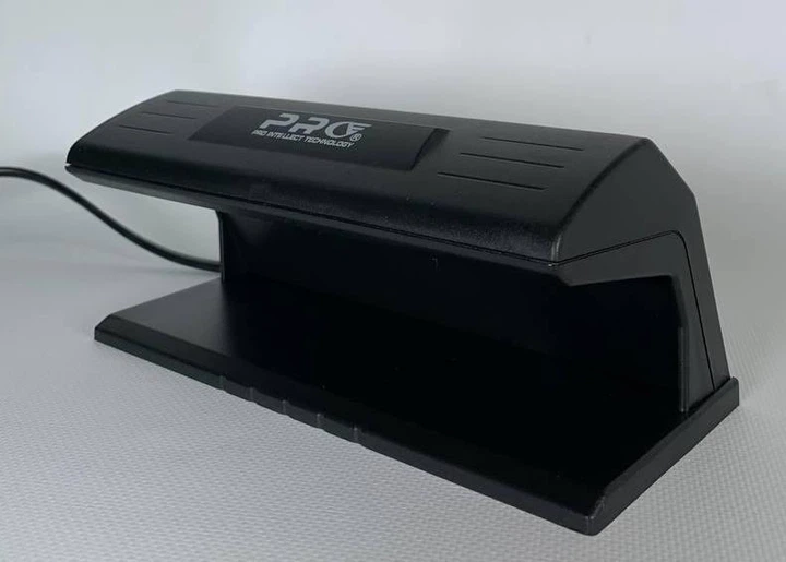 Детектор банкнот PRO Intellect 712 ULTRA-LED BL (581745362) Детектор банкнот PRO Intellect 712 ULTRA-LED BL (581745362)