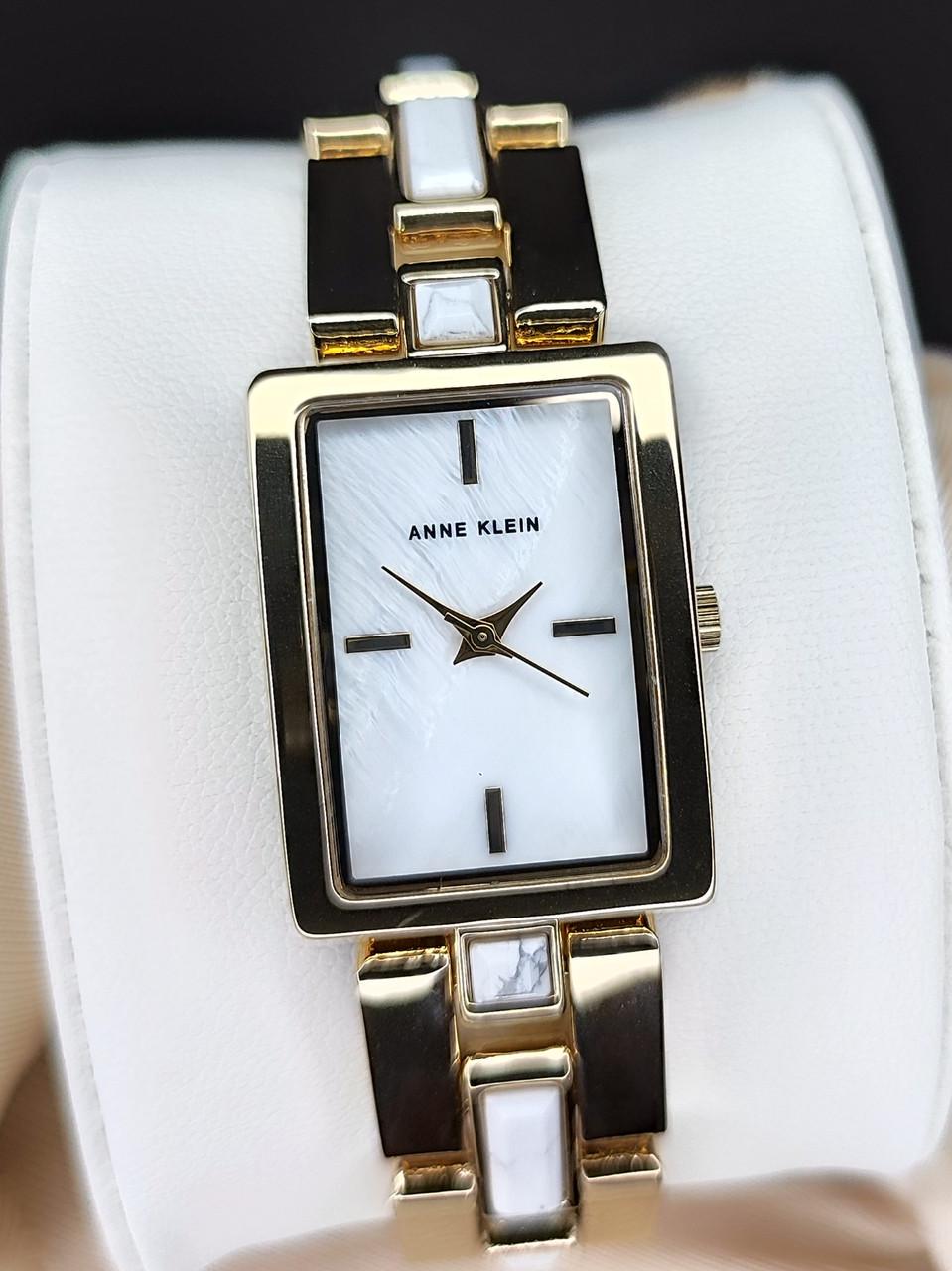 Наручные часы женские Anne Klein AK/4156HLGB с золотистым циферблатом и стальным браслетом