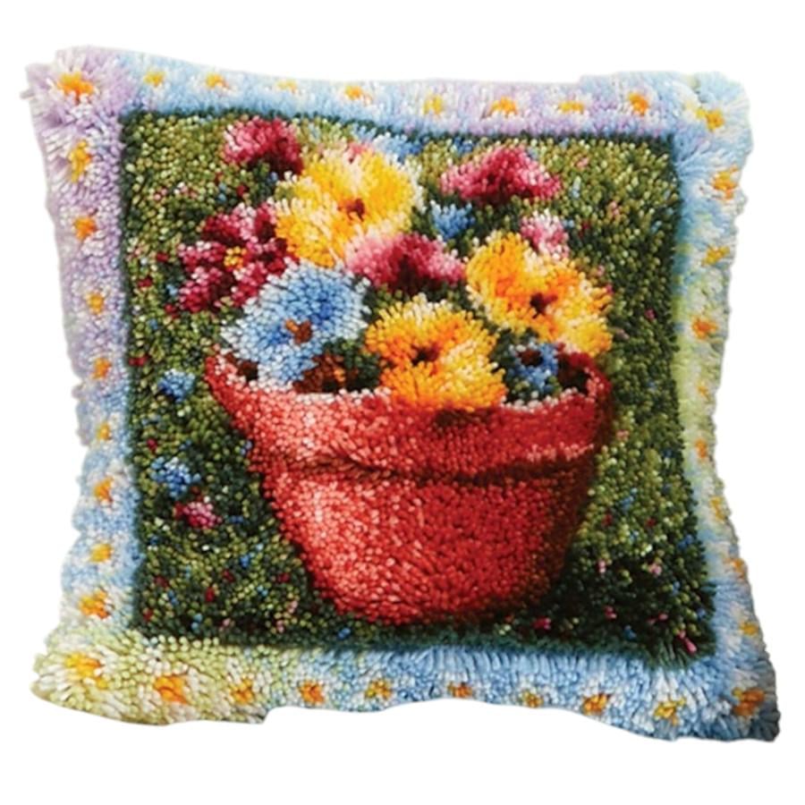Набор для вышивки ковровой наволочка Цветы в горшке 43х43 см (1511)