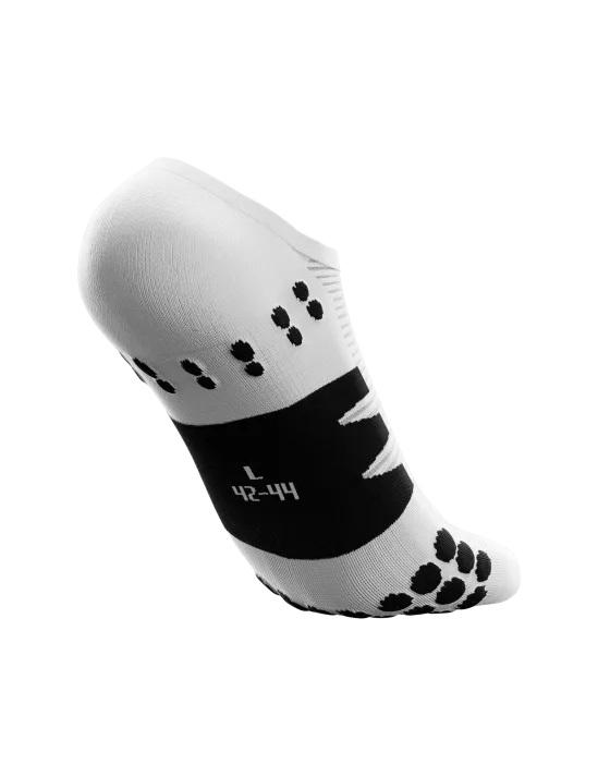 Носки Compressport No Show Socks T4 White/Black (38424e24) - фото 2 Носки Compressport No Show Socks T4 White/Black (38424e24) - фото 2