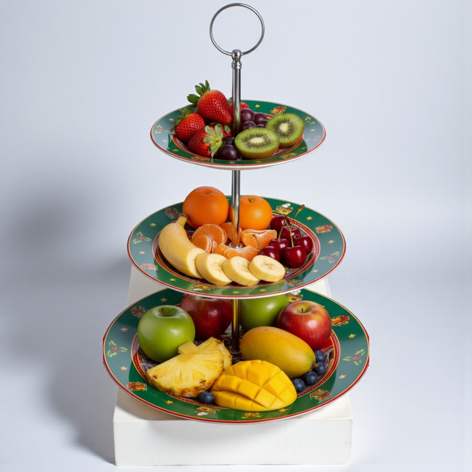 Етажерка порцелянова 3-ярусна кругла для фруктів та десертів Santa з різдвяним принтом 34 см Різнокольоровий (HP-SDHK-9) - фото 5 Етажерка порцелянова 3-ярусна кругла для фруктів та десертів Santa з різдвяним принтом 34 см Різнокольоровий (HP-SDHK-9) - фото 5