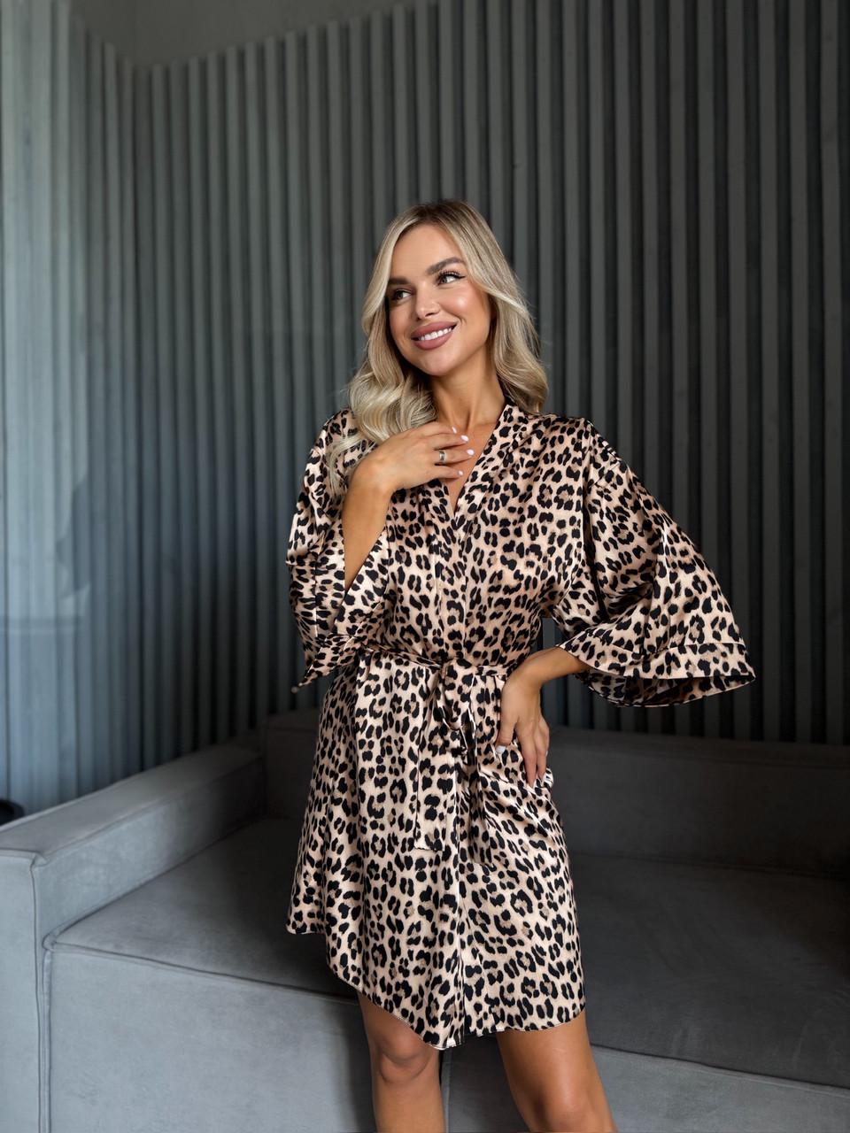 Халат-кимоно женский Julia Ulich с широкими рукавами на запах с поясом шелк-сатин XL Леопардовый (101_2)