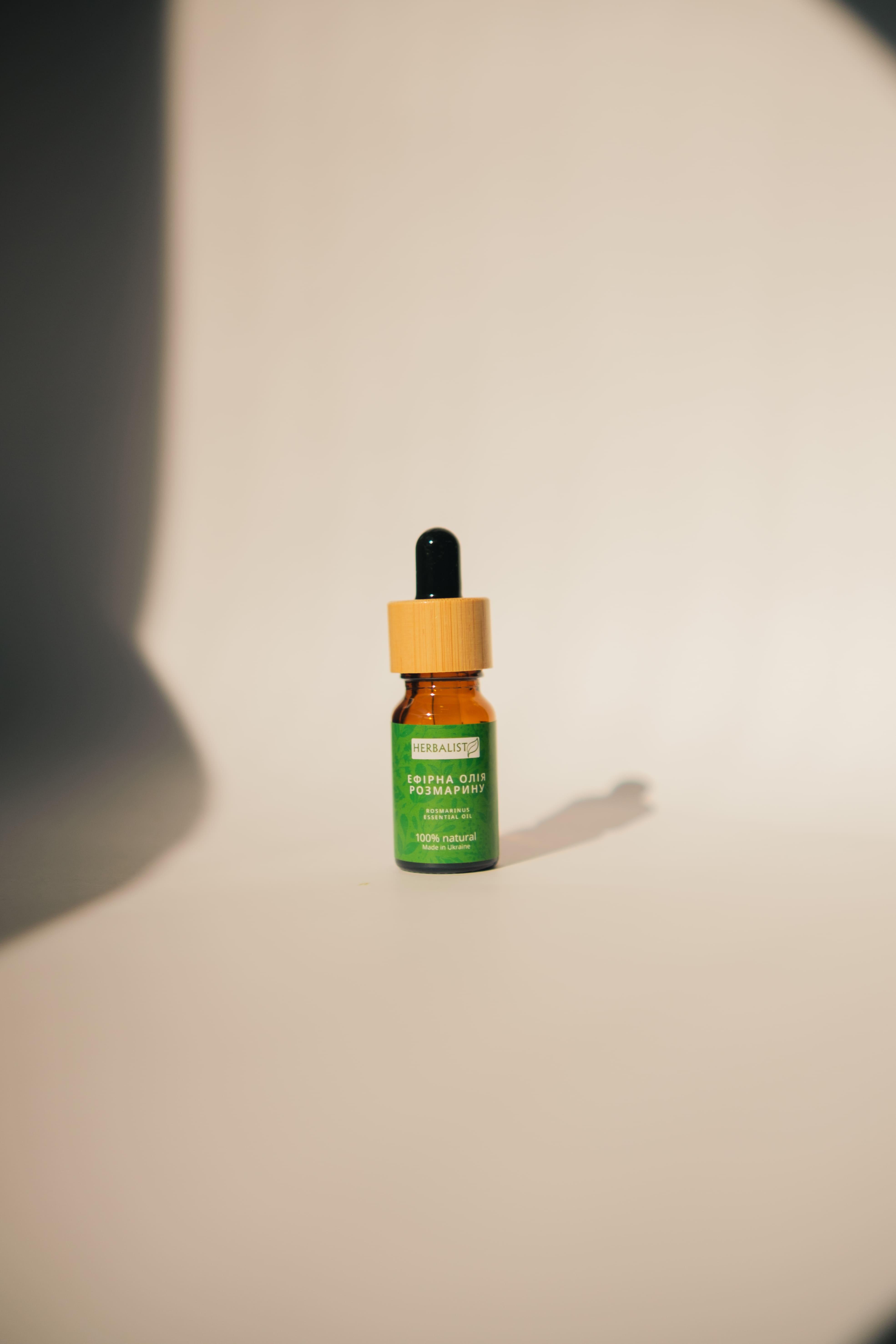 Ефірна олія розмарину HERBALIST 100% натуральний концентрат 10 мл (31023992) - фото 1 Ефірна олія розмарину HERBALIST 100% натуральний концентрат 10 мл (31023992) - фото 1