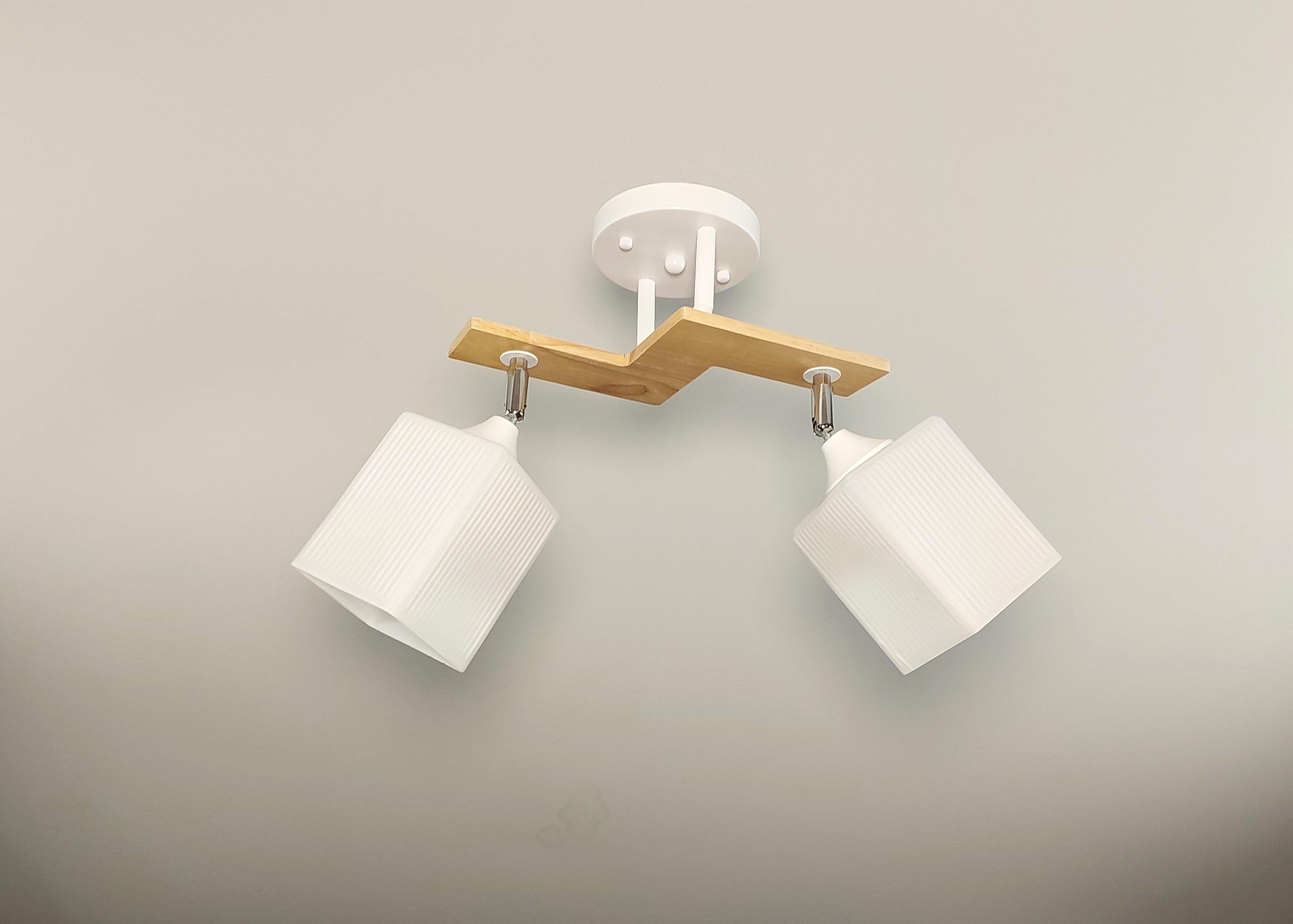 Люстра потолочная деревянная 5291/2 на 2 поворотных плафона Белый (23181940)