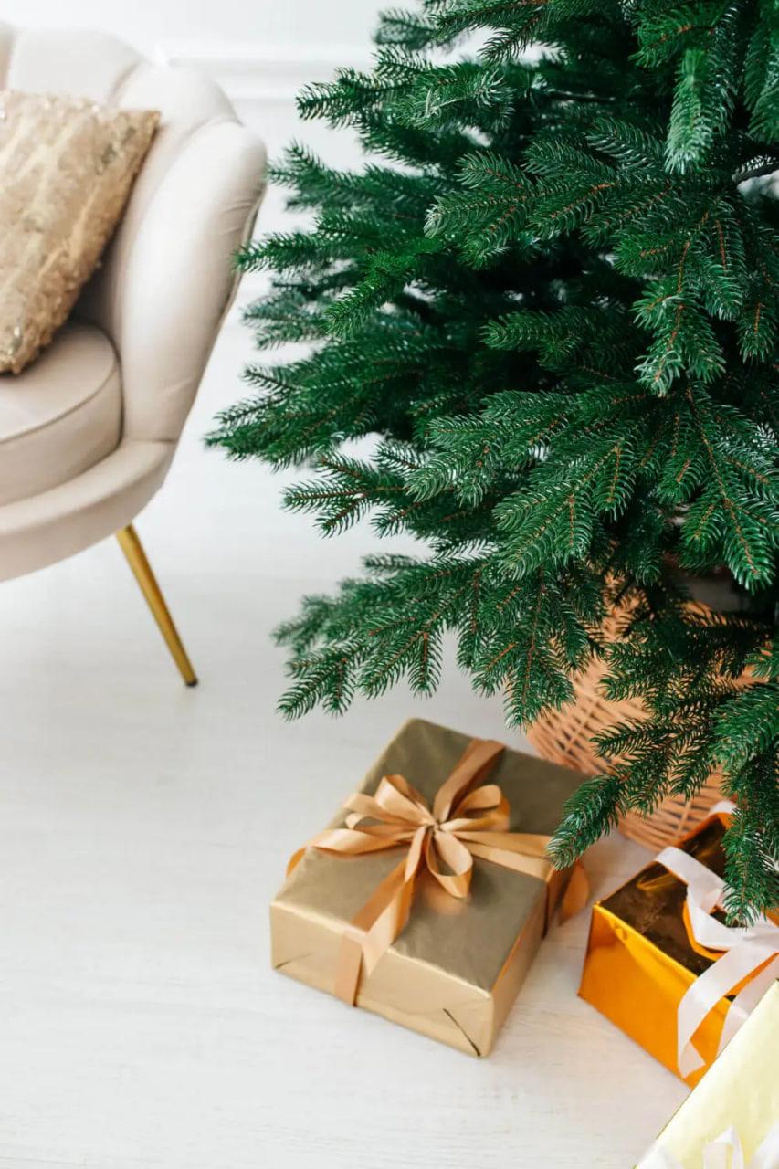 Искусственная елка литая Koroleva с металлической подставкой 2,1 м Зеленый (VYA678221) - фото 6 Искусственная елка литая Koroleva с металлической подставкой 2,1 м Зеленый (VYA678221) - фото 6