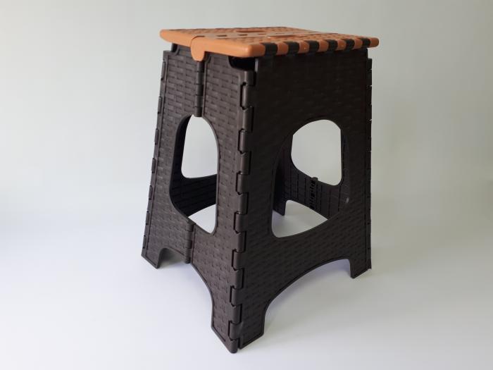 Табурет раскладной пластмассовый 27 х 23 h 44,5 cm. 19459