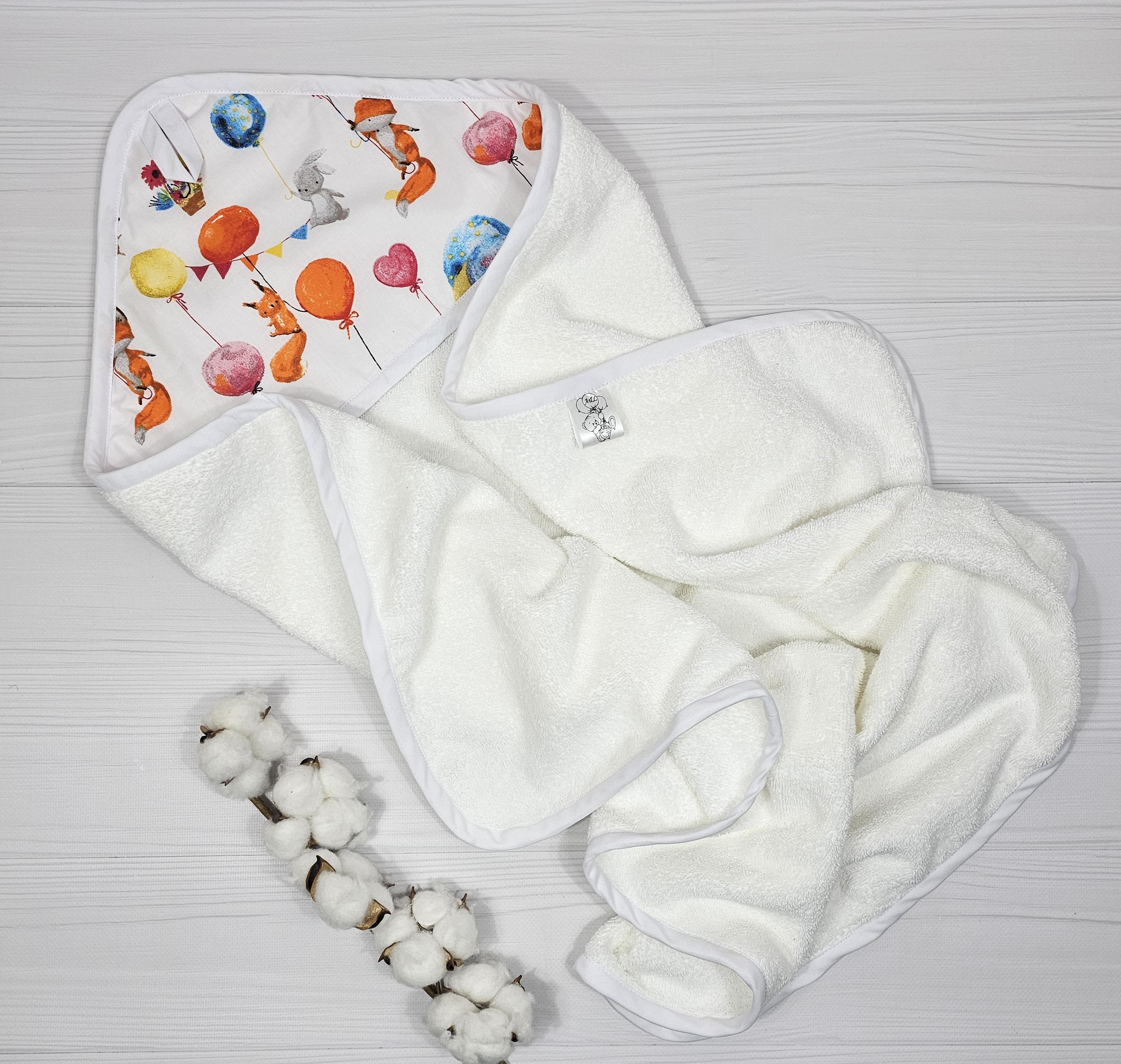 Рушник-куточок дитячий a.l.babybox Лисички на кульках 80х80 см Білий (22889155)