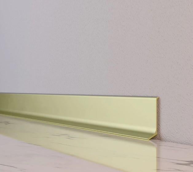 Плинтус алюминиевый накладной 40х12х2700 мм покраска в индивидуальный цвет (20715790)