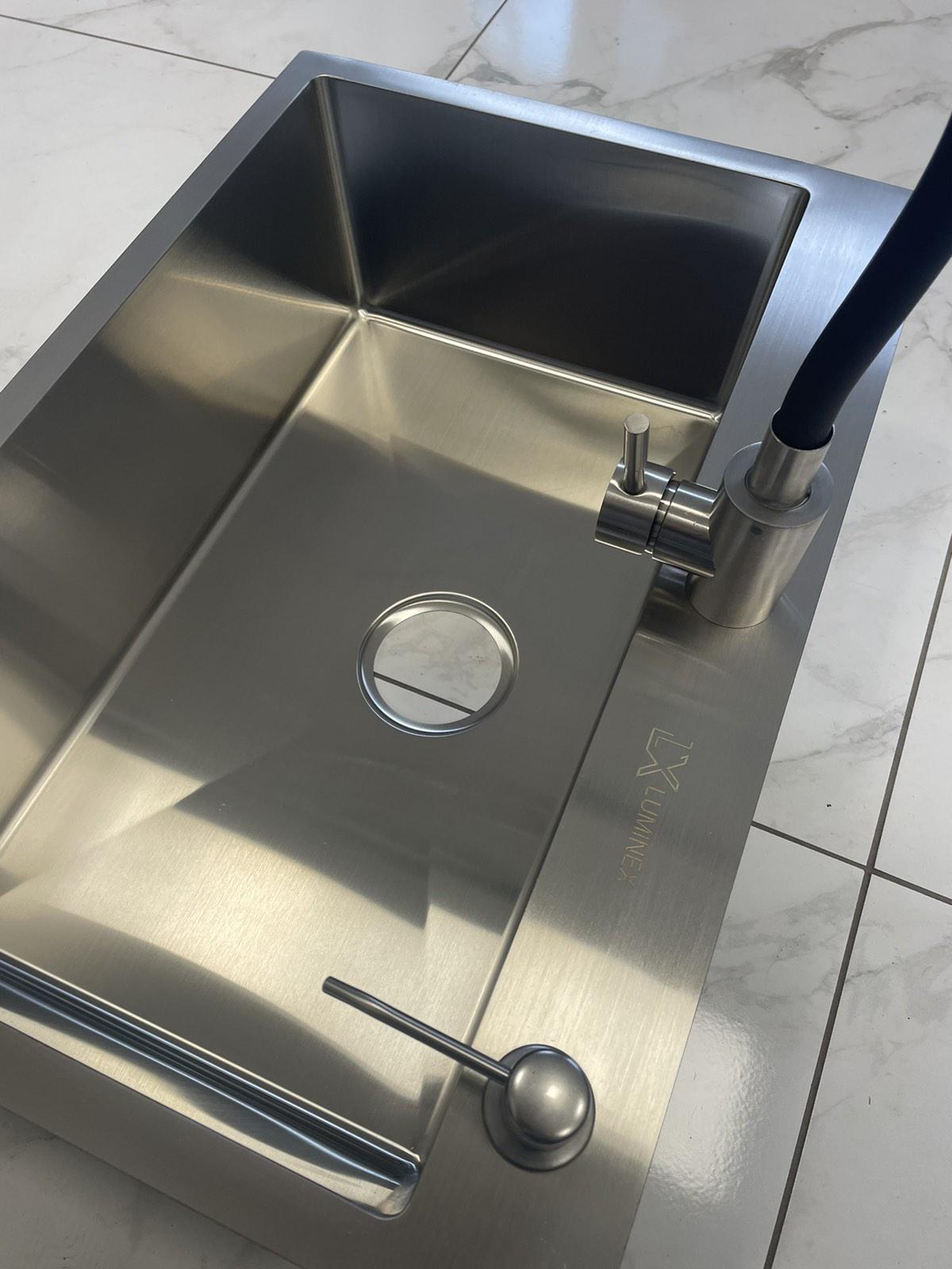 Мийка кухонна Luminex 6045 4в1 3,0/1,0 мм та змішувач для кухні гнучкий Чорний - фото 2