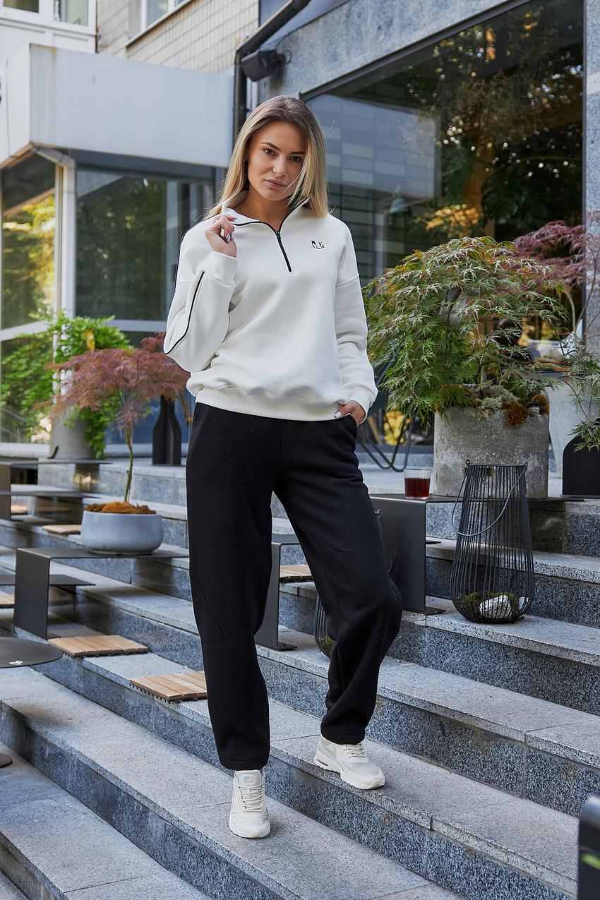 Костюм жіночий М196.4 з начосом L Кремовий/Чорний (980-1-62) - фото 1 Костюм жіночий М196.4 з начосом L Кремовий/Чорний (980-1-62) - фото 1