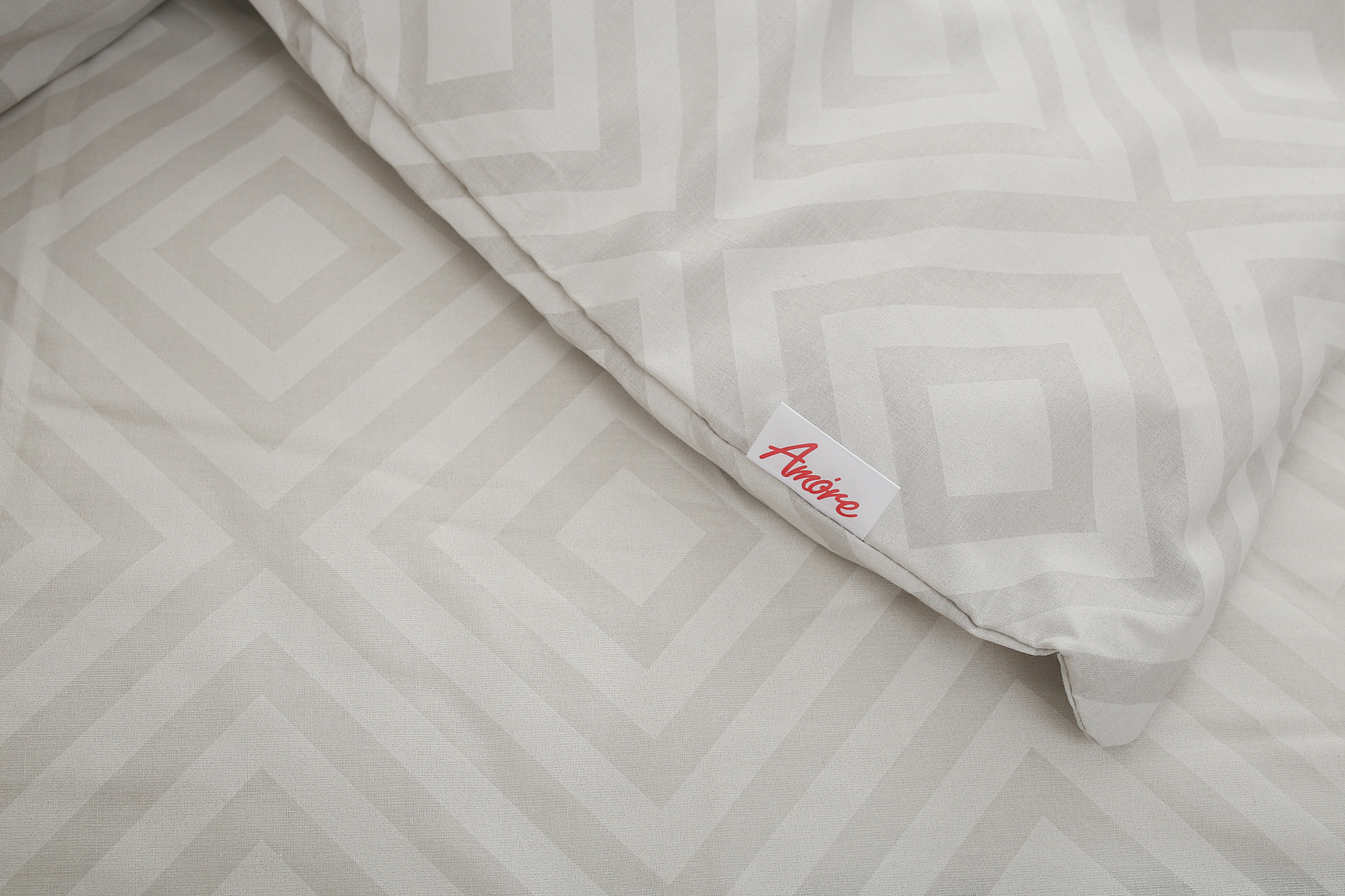 Комплект постельного белья Amore Glux-139 бязь Серебристый (KPB-A1,5-GLux-139 (50x70)_) - фото 4 Комплект постельного белья Amore Glux-139 бязь Серебристый (KPB-A1,5-GLux-139 (50x70)_) - фото 4