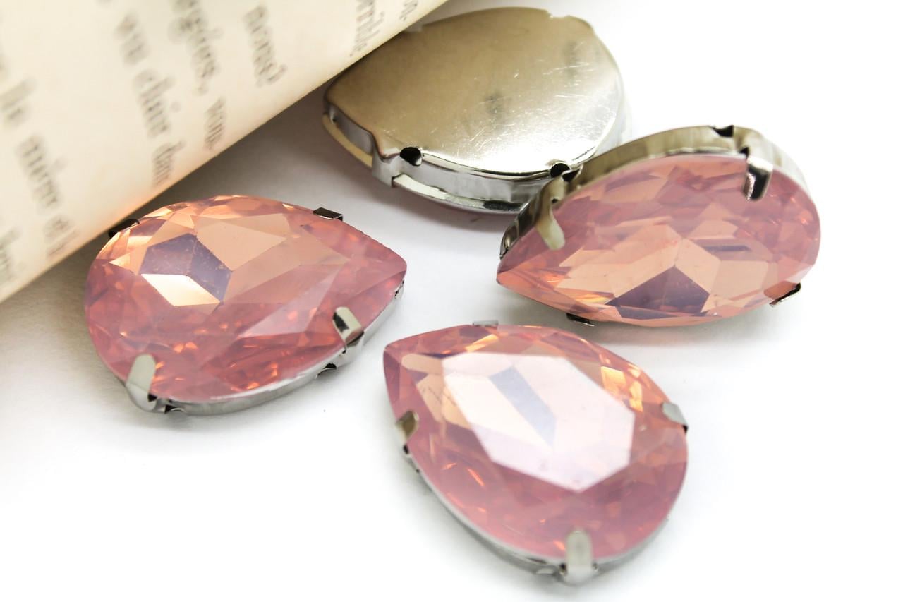 Стразы в цапах Капля 18х25 мм Смола 4 шт. Розовый (СЦ1825я23)
