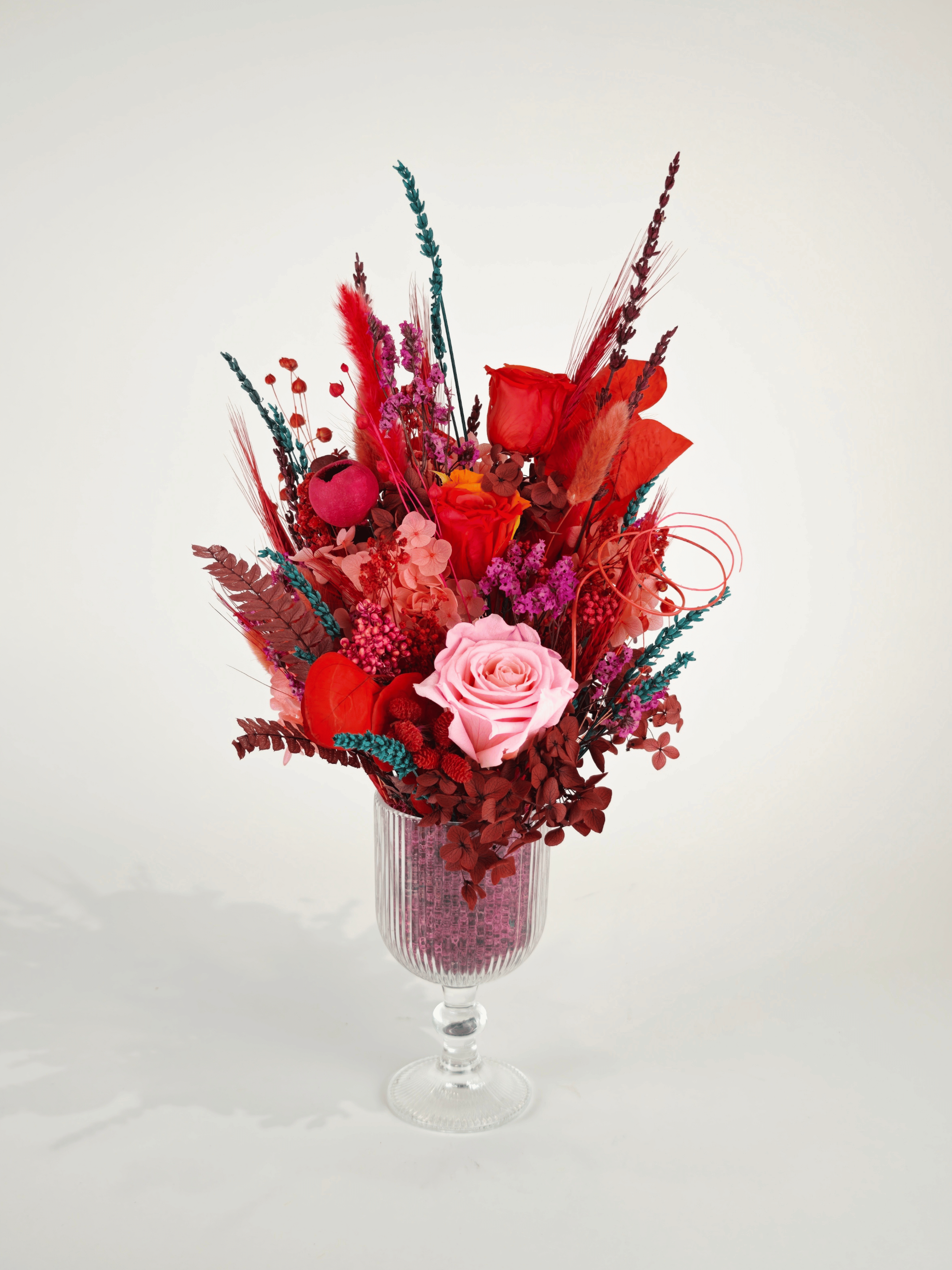 Интерьерная композиция в бокале с цветами Яркое настроение 23х40 см