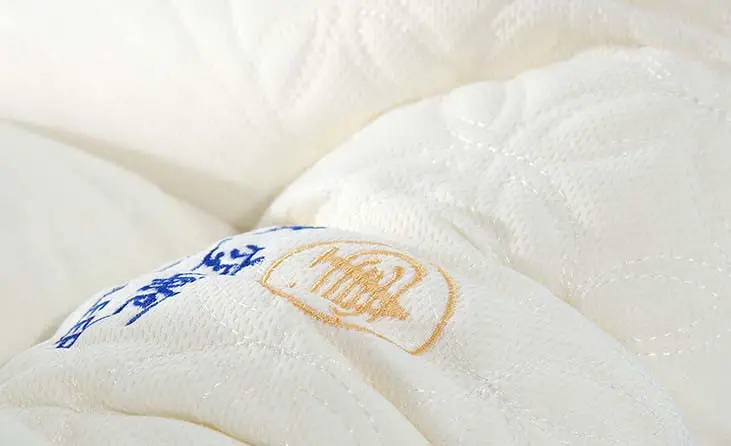 Подушка ортопедична з ефектом пам'яті 48х74 см - фото 3 Подушка ортопедична з ефектом пам'яті 48х74 см - фото 3