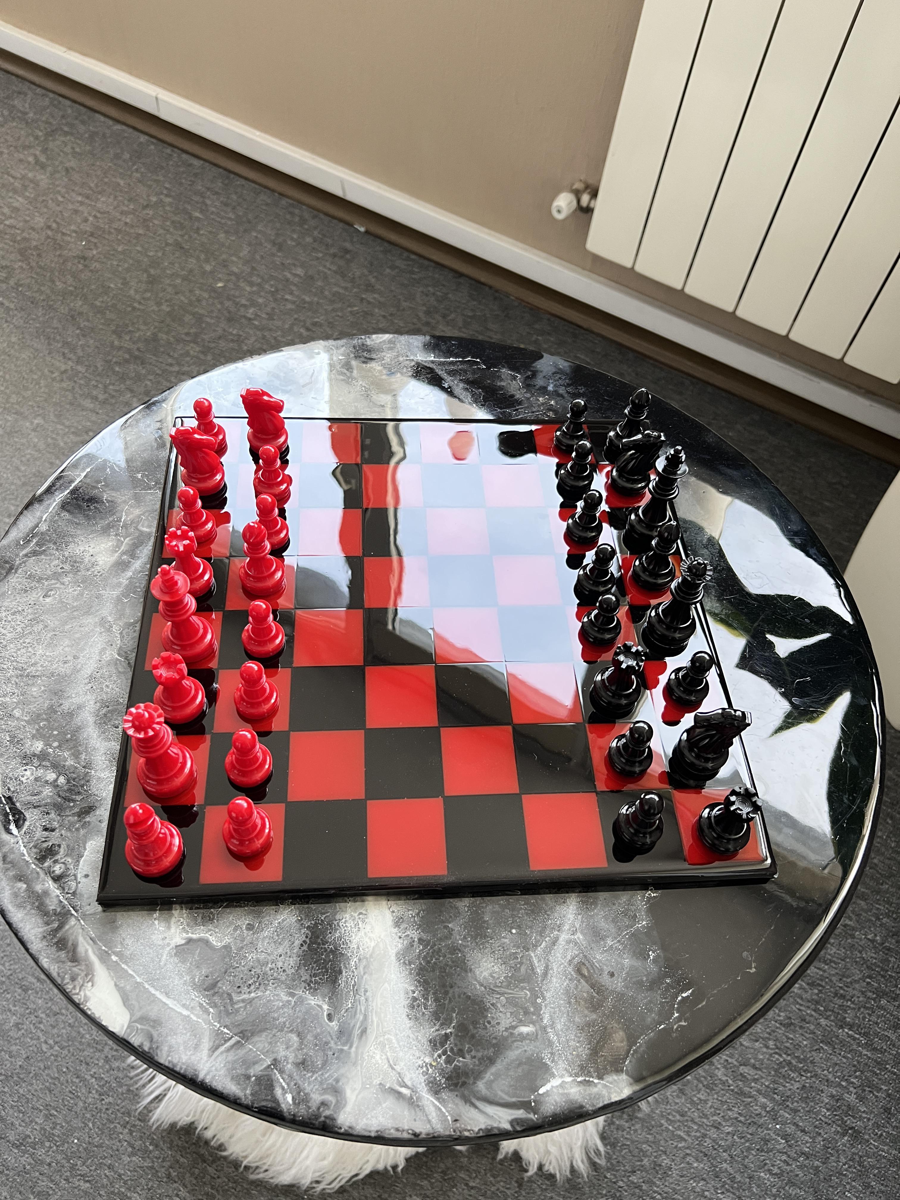 Шахи з епоксидної смоли Black Flame 30х30 см - фото 5 Шахи з епоксидної смоли Black Flame 30х30 см - фото 5