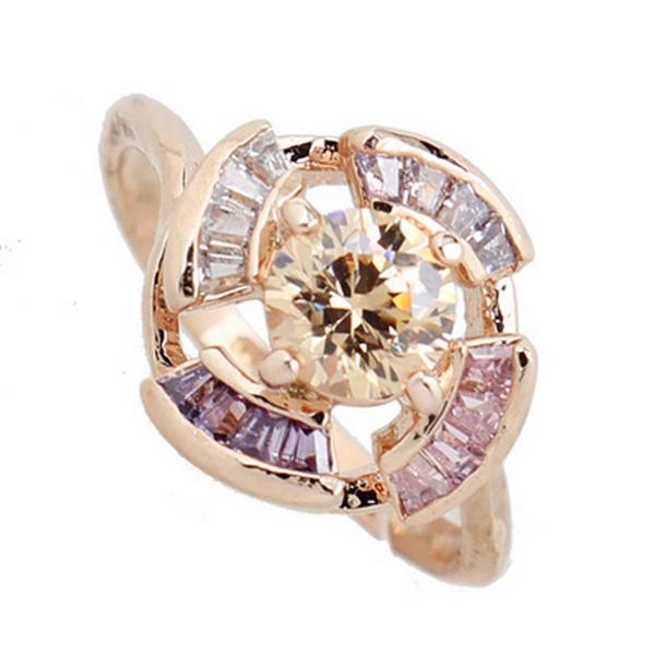 Кольцо с кристаллами Сваровски 096289ab Italina р. 17 Разноцветный