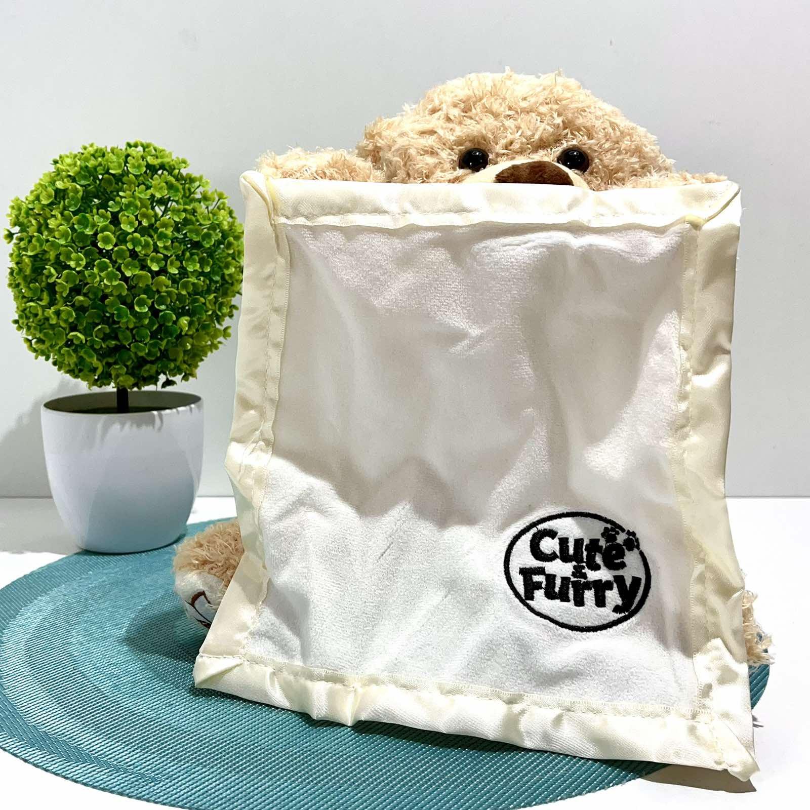 Интерактивная игрушка Мишка-сказочник играет в прятки/рассказывает сказки Бежевый (M 5843 I UA) - фото 4 Интерактивная игрушка Мишка-сказочник играет в прятки/рассказывает сказки Бежевый (M 5843 I UA) - фото 4