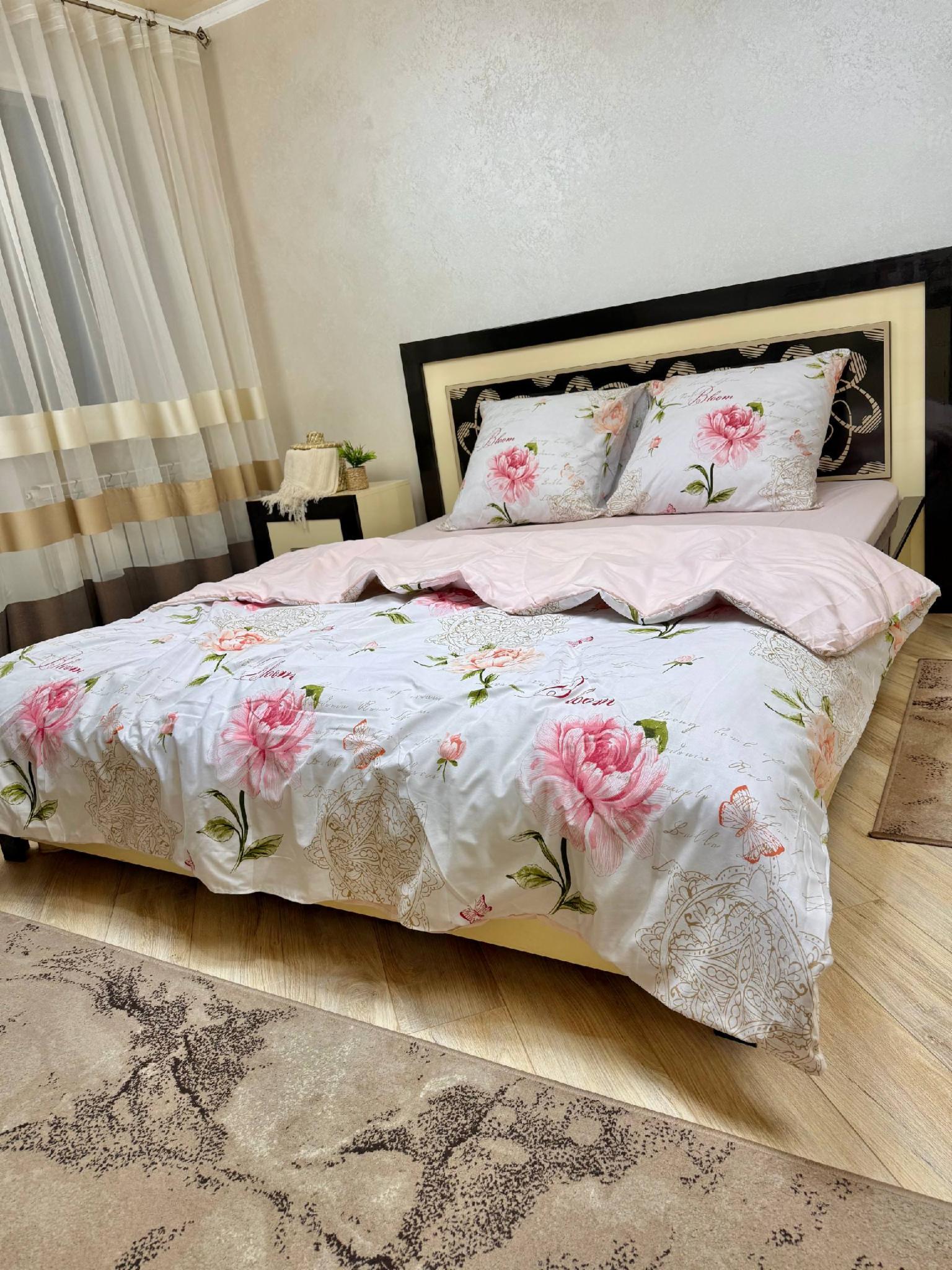 Комплект постельного белья Поезия хлопковый полуторный 150х220/70х70 см Белый (32367823)