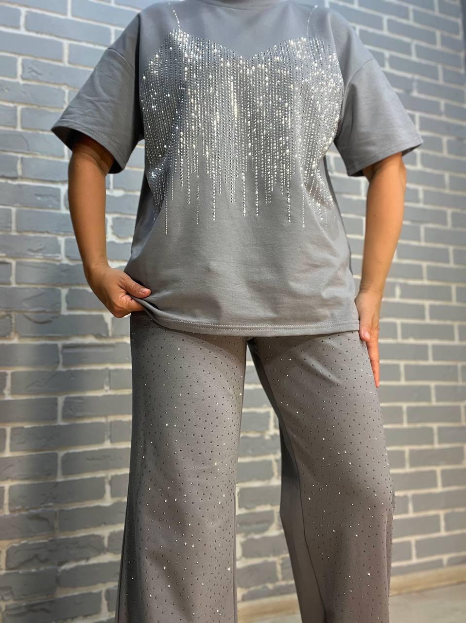 Костюм жіночий YUJIE YISHANG 7347 футболка імітація майки і штани M Сірий (2500) - фото 2