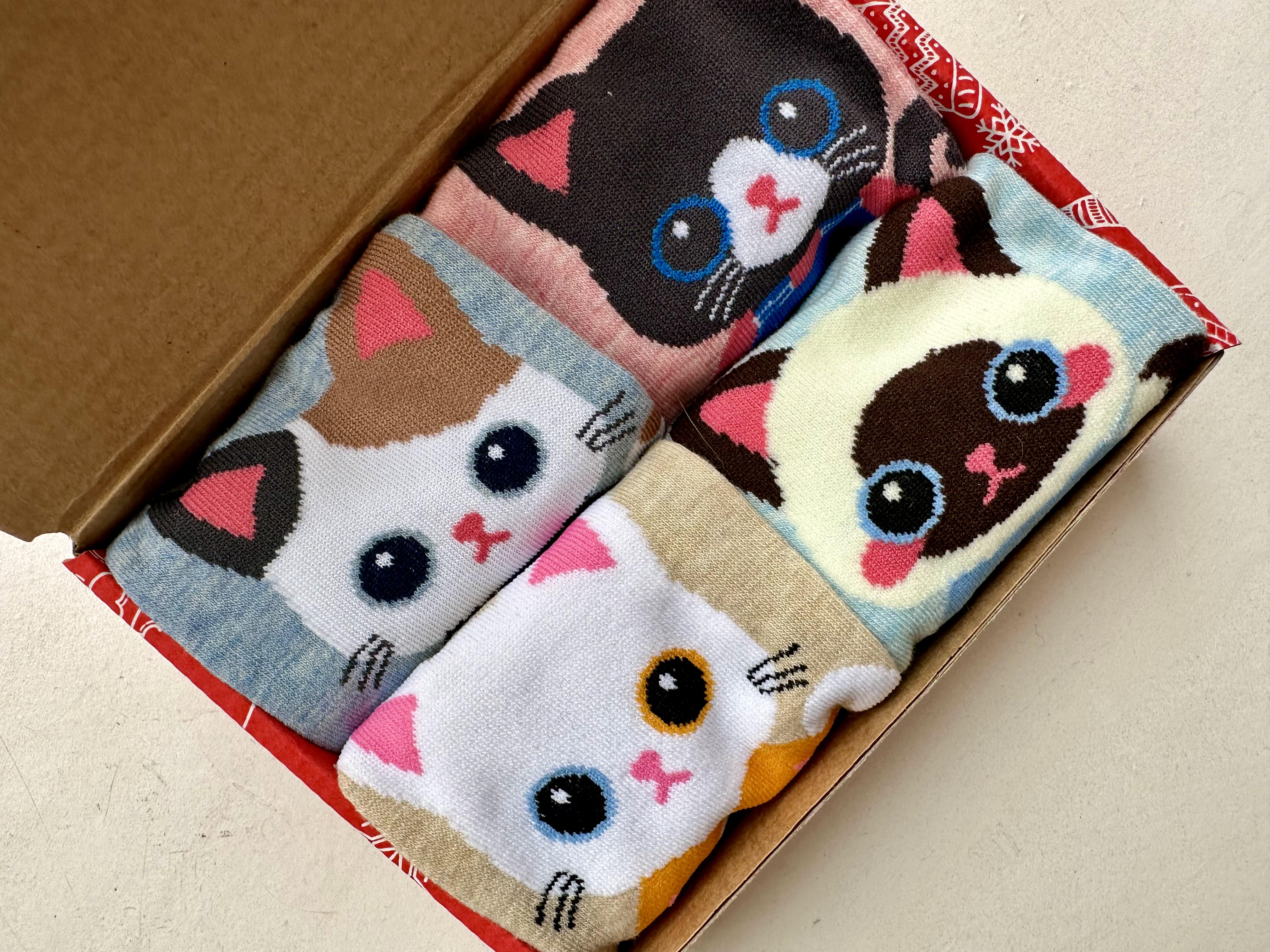 Набір новорічний шкарпеток для дівчинки (18-20) - фото 2 Набір новорічний шкарпеток для дівчинки (18-20) - фото 2