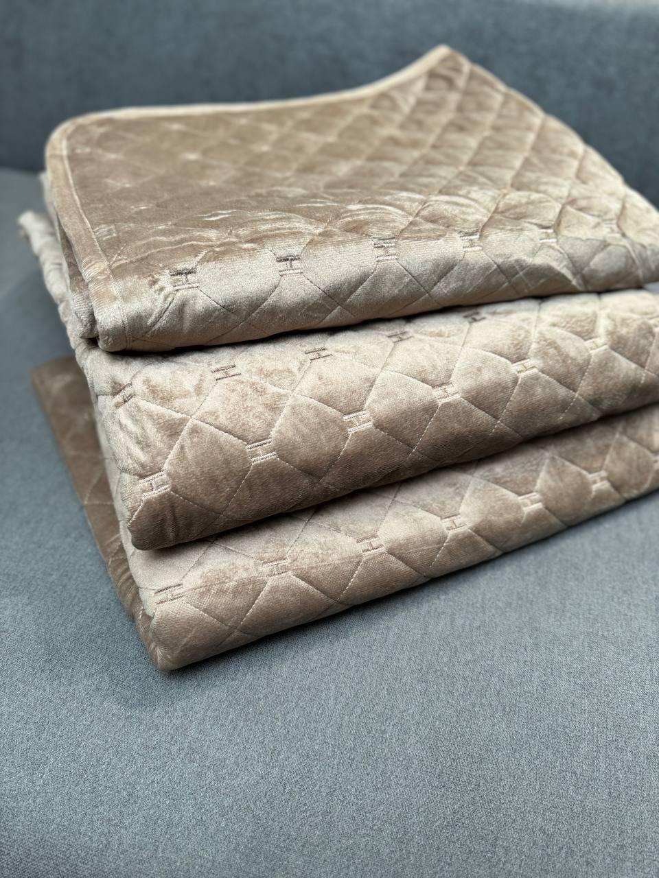 Комплект велюровий покривало на диван 90х210 см/накидки 2 шт. 90х160 см Капучино (П4К-am-divandek-0022) - фото 7 Комплект велюровий покривало на диван 90х210 см/накидки 2 шт. 90х160 см Капучино (П4К-am-divandek-0022) - фото 7