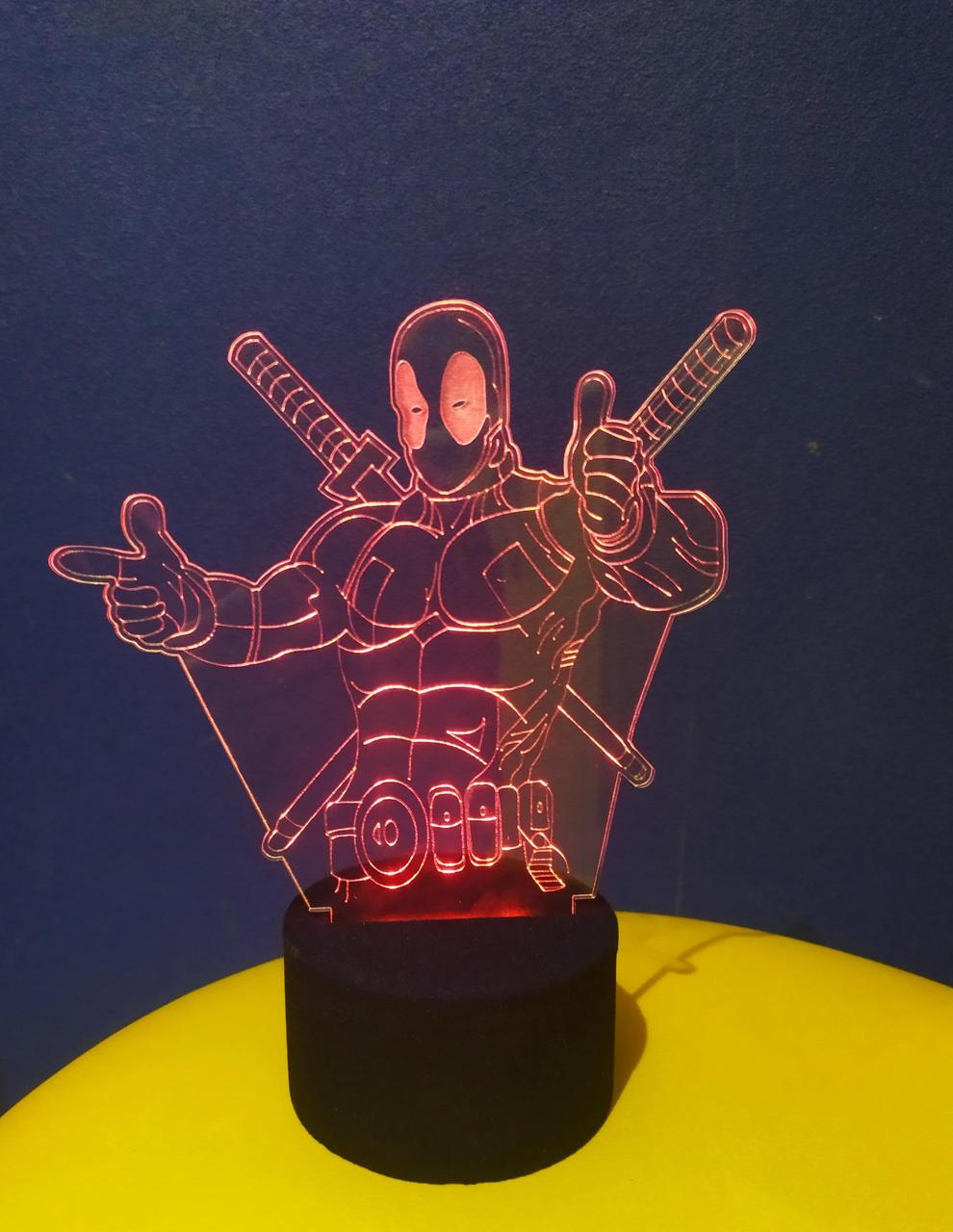 3D-ночник Дедпул несколько подсветок/на батарейках/220V (1342779556)