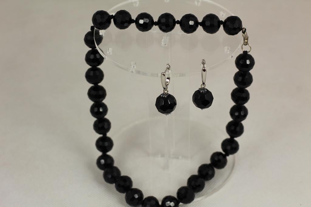 Набор гарнитур серьги и ожерелья черный агат граненые 14 мм Серебристый