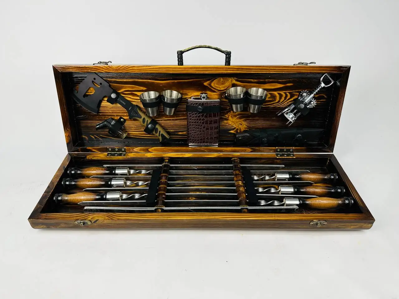 Набор шампуров в кейсе Феникс люксовый на кожаных ремнях деревянный из нержавеющей стали (2-10-KS-7901)