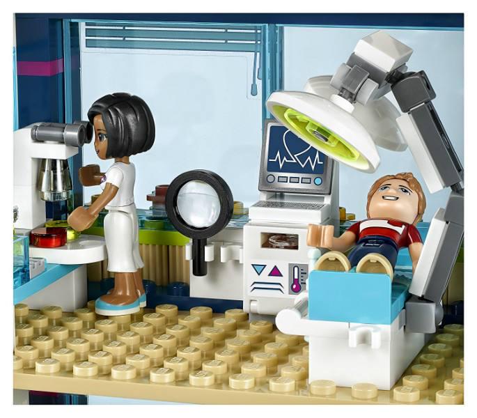 Конструктор Heartlake Hospital 932 деталі (10761) - фото 5 Конструктор Heartlake Hospital 932 деталі (10761) - фото 5