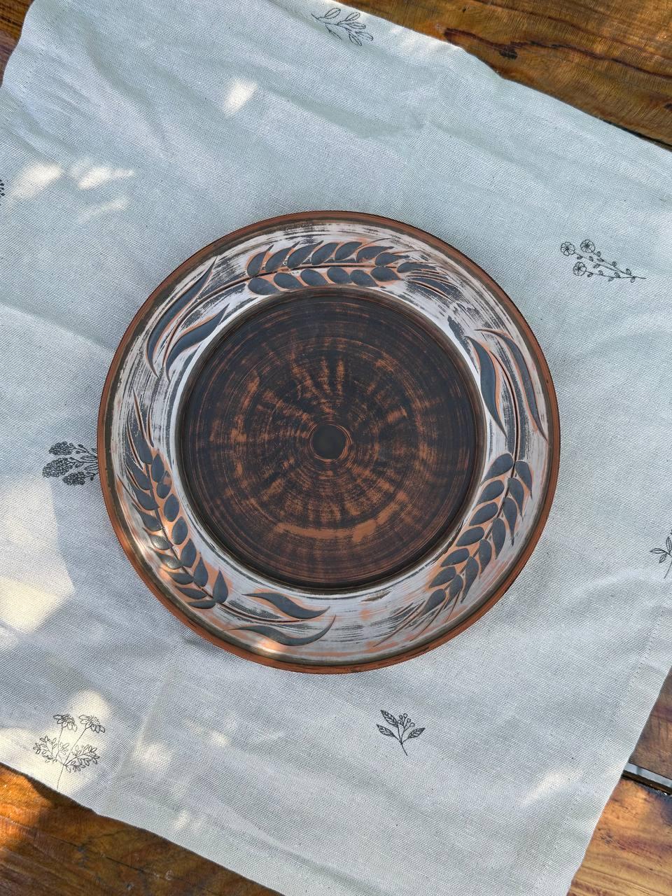 Тарілка Колосок із червоної глини ангоб 21 см - фото 4 Тарілка Колосок із червоної глини ангоб 21 см - фото 4