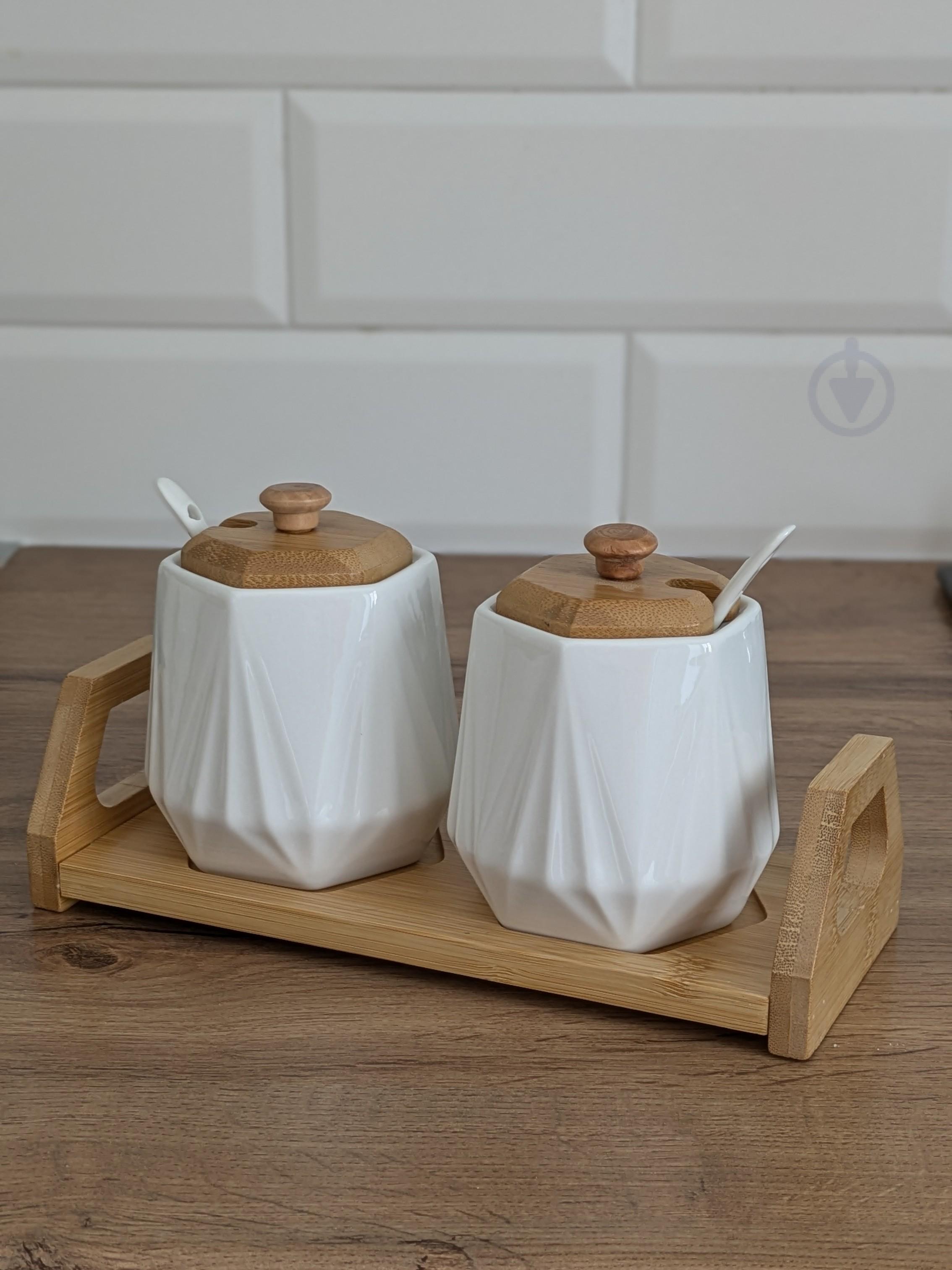 Набор емкостей BonaDi на бамбуковой подставке 2 шт.