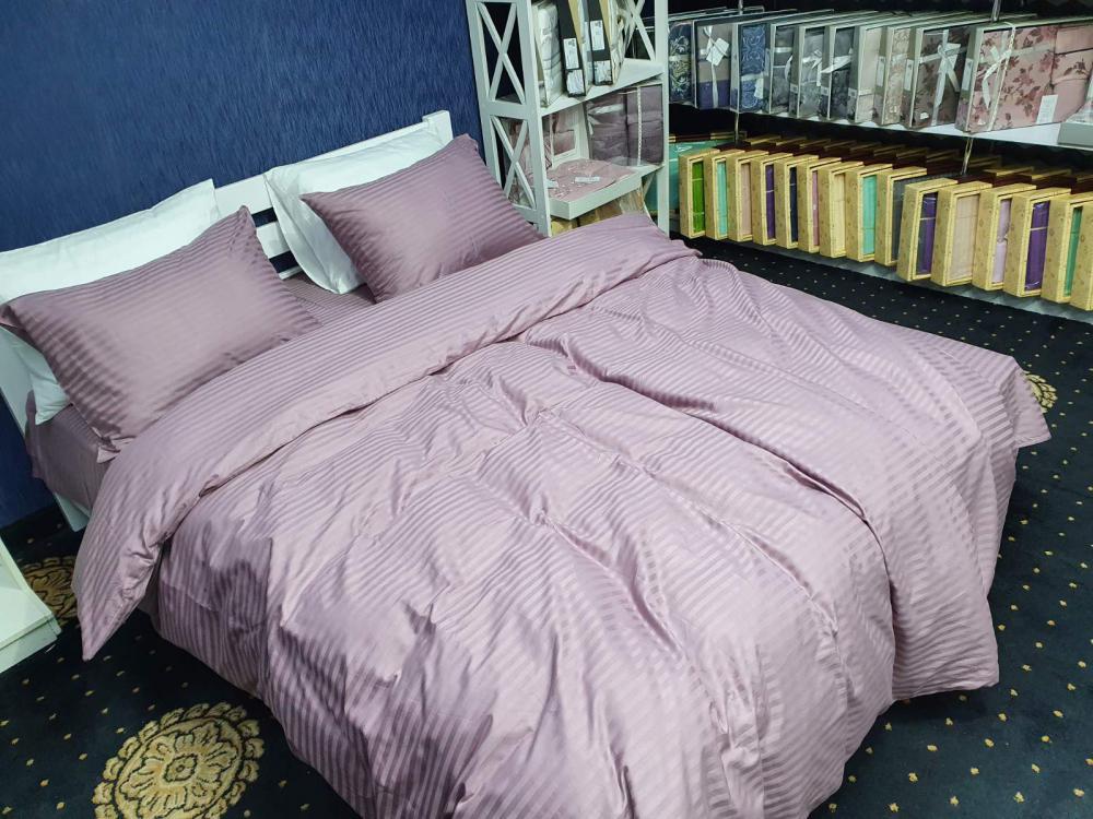 Комплект постельного белья на резинке Stripe LUX 1/1 см семейный/наволочки 50х70/70х70 см Light Plum (3895) - фото 2