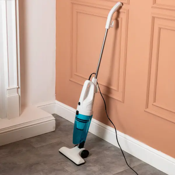 Пилосос вертикальний колбовий зі знімною ручкою Sokany SK-13013 2в1 для сухого прибирання 900 Вт Блакитний/Білий - фото 3 Пилосос вертикальний колбовий зі знімною ручкою Sokany SK-13013 2в1 для сухого прибирання 900 Вт Блакитний/Білий - фото 3