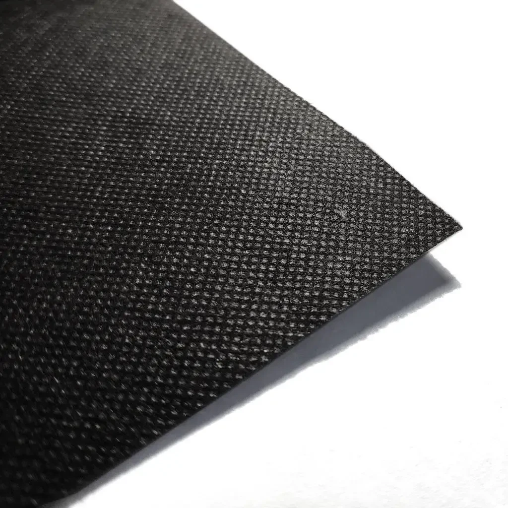 Агроволокно Growtex від бур'янів 100 г/м2 1,07х50 м Чорний - фото 3 Агроволокно Growtex від бур'янів 100 г/м2 1,07х50 м Чорний - фото 3