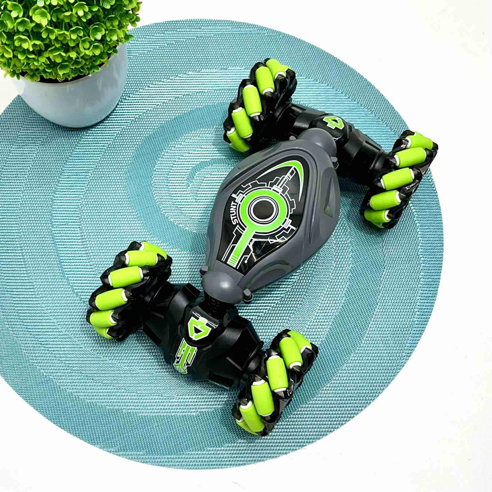 Машина трюковая Xuda Toys перевертыш вездеход на радиоуправлении Зеленый ( 3688-G103A)