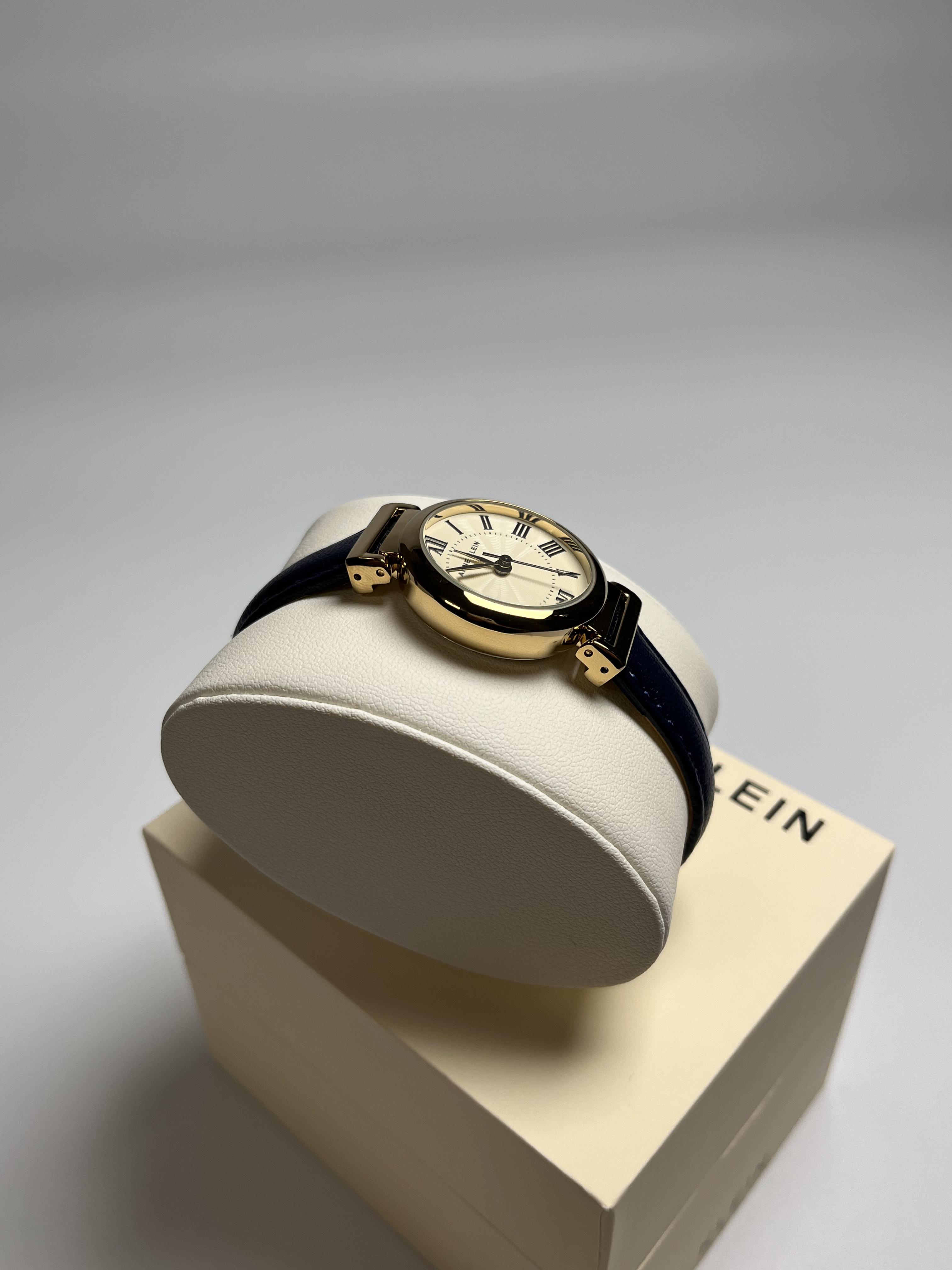 Часы женские Anne Klein AK/2246CRNV - фото 3 Часы женские Anne Klein AK/2246CRNV - фото 3