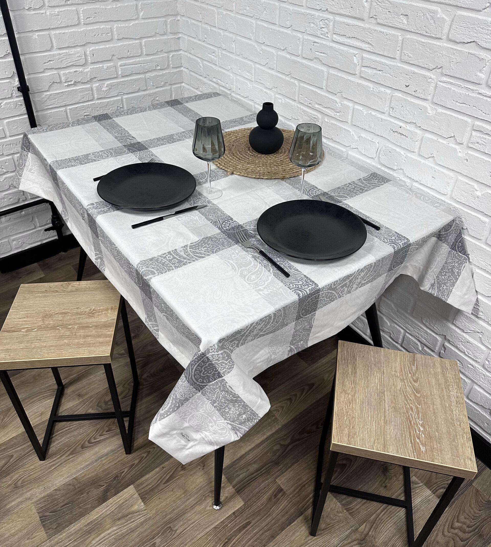 Скатерть водоотталкивающая Comfort Home Jacquard с тефлоновым покрытием 100x150 см