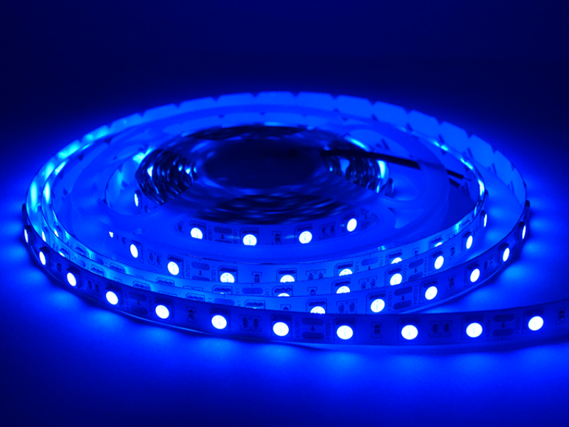Светодиодная лента LED UA 5050 60 LED 10 мм 12 В 14,4 Вт/м IP20 двойная плата Синий (361) Светодиодная лента LED UA 5050 60 LED 10 мм 12 В 14,4 Вт/м IP20 двойная плата Синий (361)