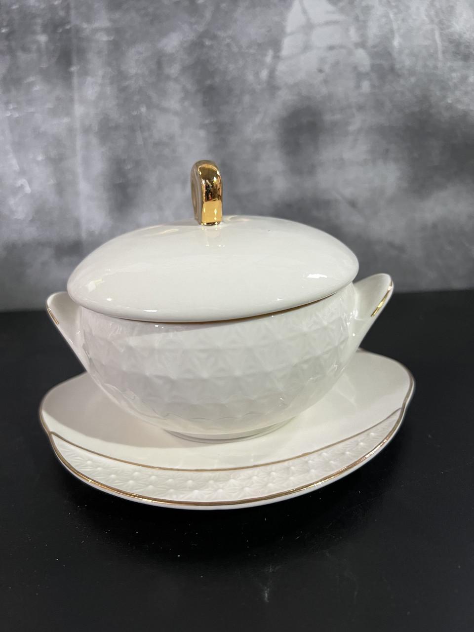 Бульонница с блюдцем Снежная Королева 350 мл 4,25" (606215-А) Бульонница с блюдцем Снежная Королева 350 мл 4,25" (606215-А)