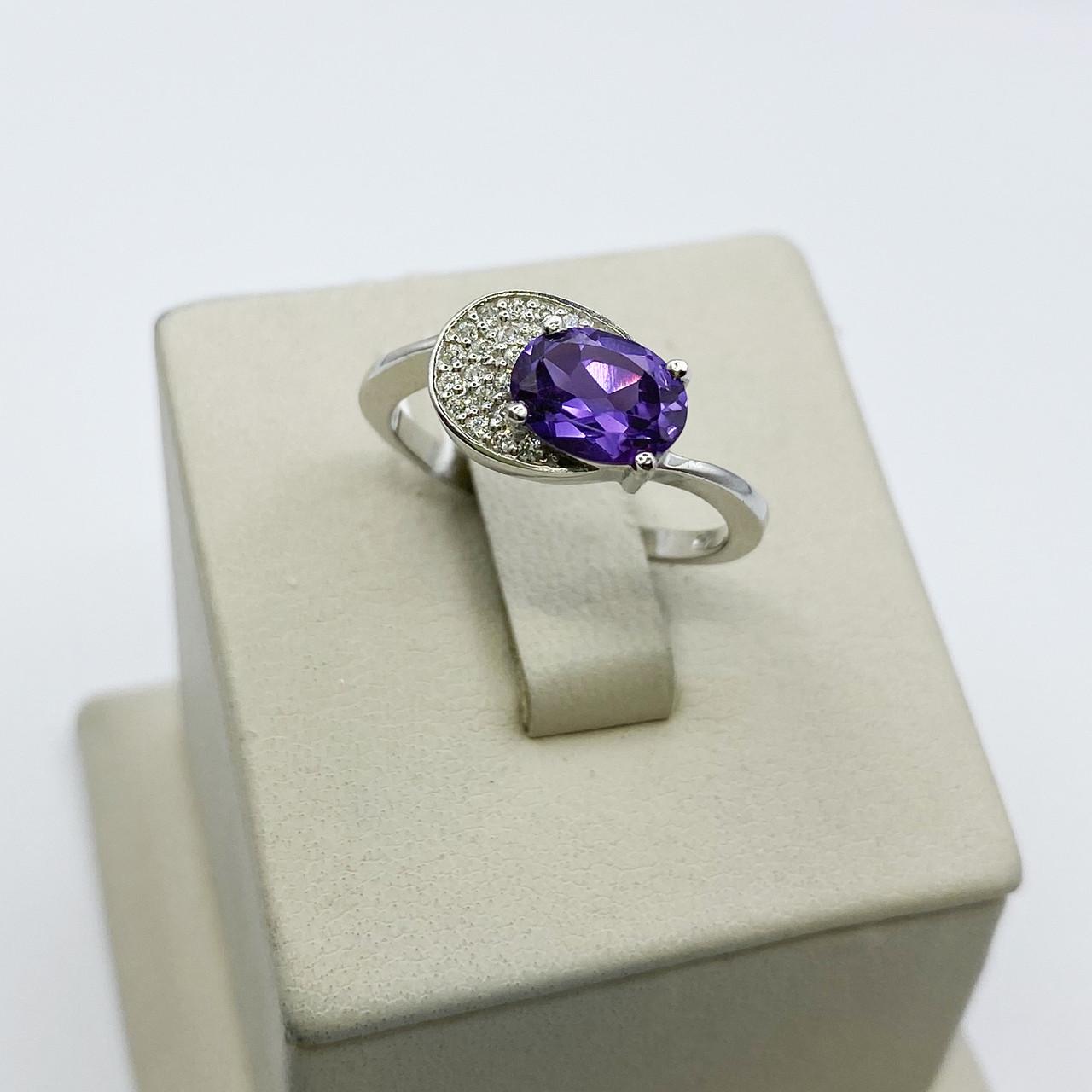 Кольцо серебряное с александритом р. 17,5 2,5 г (1958219340)