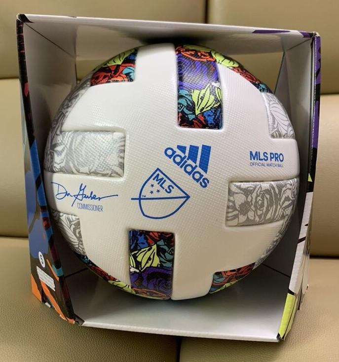 М'яч футбольний Adidas MLS Pro OMB H57824 р. 5 - фото 8 М'яч футбольний Adidas MLS Pro OMB H57824 р. 5 - фото 8