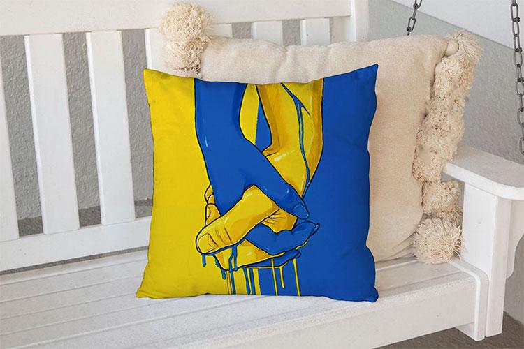 Декоративна подушка PromoZP Єдність плюш з друком з обох боків 45х45 см (111553-3)