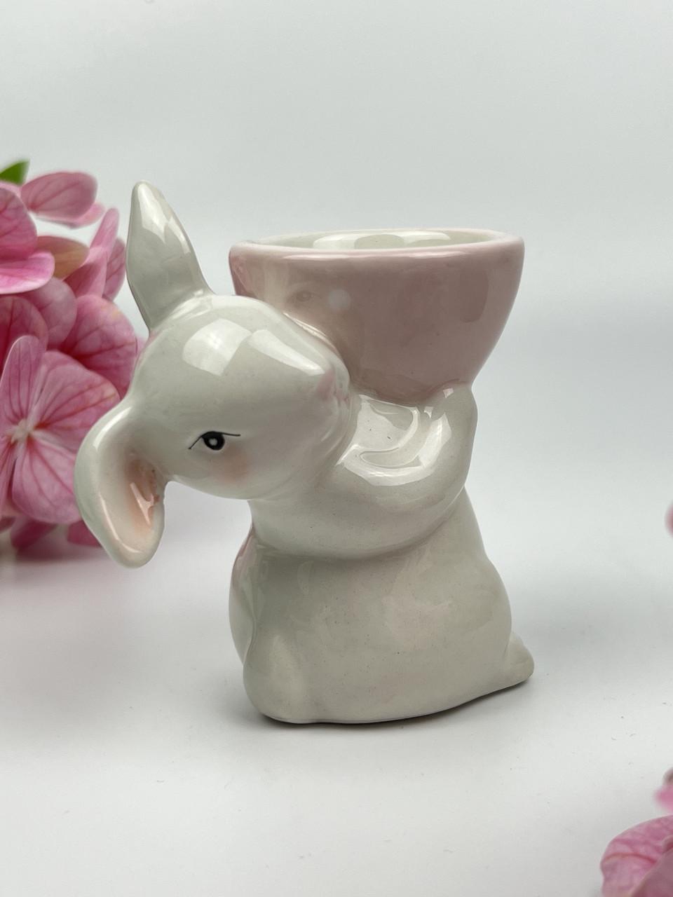 Подставка под яйцо BonaDi Милый кролик керамическая 8,5 см Розовый - фото 2