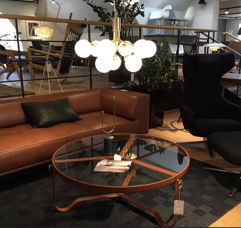 Люстра элегантная на 12 матовых плафонов Латунь (J 061/12) - фото 3 Люстра элегантная на 12 матовых плафонов Латунь (J 061/12) - фото 3