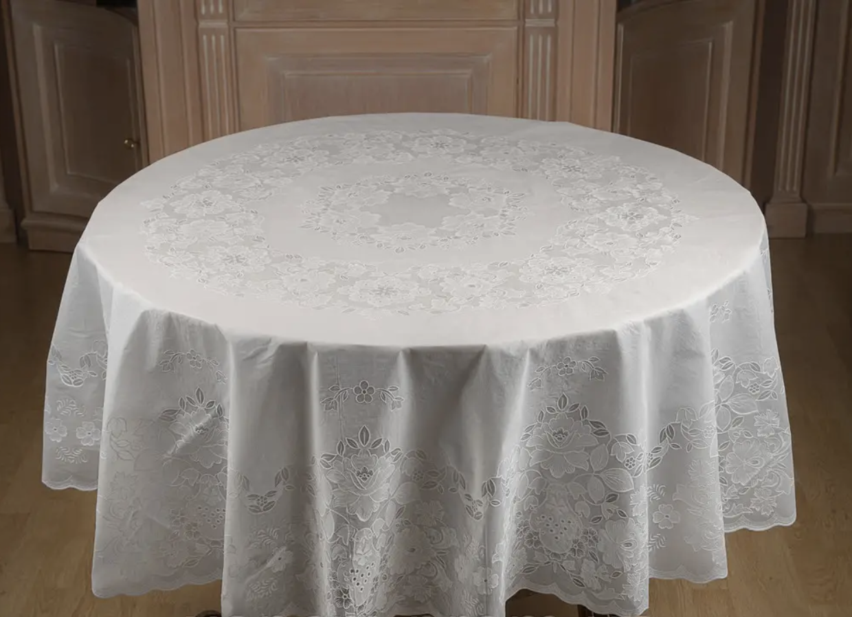 Скатертина Святкова з візерунком вінілова на круглий стіл 180 см Білий (2352122593)