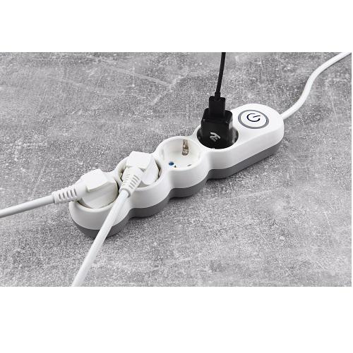 Мережевий подовжувач 2E 2E-U04VESM3W Plus з вимикачем 3 м White (583477) - фото 4 Мережевий подовжувач 2E 2E-U04VESM3W Plus з вимикачем 3 м White (583477) - фото 4