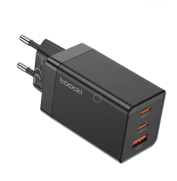 Сетевое зарядное устройство для Toocki 67W GAN 2xType-C/USB-A Сетевое зарядное устройство для Toocki 67W GAN 2xType-C/USB-A
