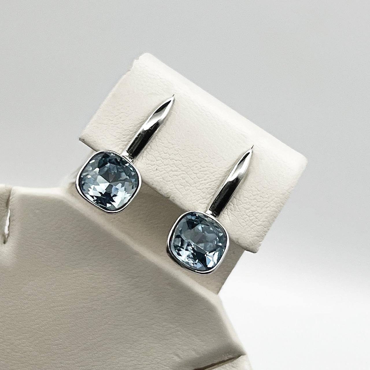 Серебряные серьги с кварцем London Blue 3,65 г (2565117421) Серебряные серьги с кварцем London Blue 3,65 г (2565117421)