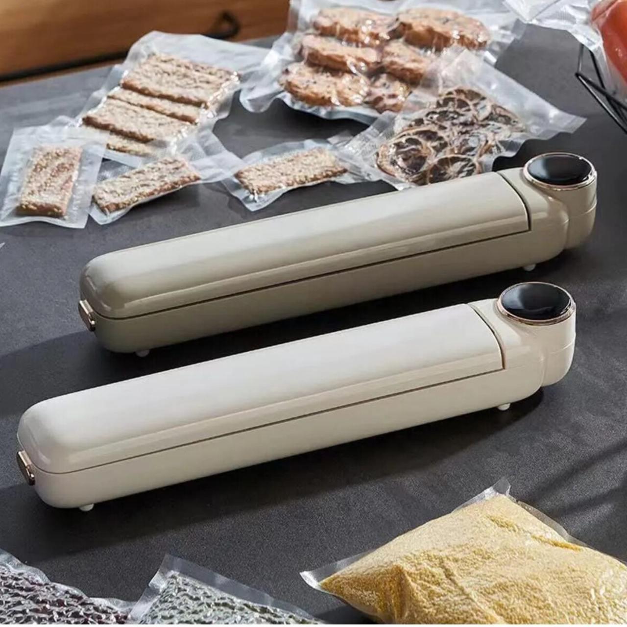 Комплект вакууматор MDHL 110W для продуктів з вакуумними пакетами Vacuum Sealer 10 шт. 25х16,5 см (782946) - фото 4 Комплект вакууматор MDHL 110W для продуктів з вакуумними пакетами Vacuum Sealer 10 шт. 25х16,5 см (782946) - фото 4